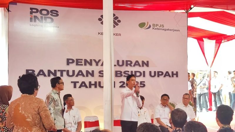 Gibran Tinjau BSU di Boyolali, Imbau Tak Dipakai Beli Rokok