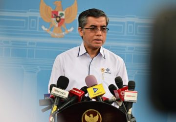 Menaker Yassierli Tegaskan Fokus Tingkatkan Produktivitas dan Perlindungan Pekerja
