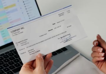 Solusi Slip Gaji Online untuk Efisiensi Perusahaan