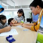 Cara Mengajarkan Anak Cara Menabung di Bank Sejak Dini: Membangun Fondasi Keuangan yang Kuat