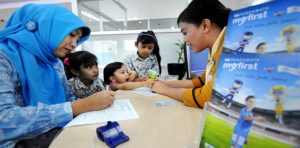 Cara Mengajarkan Anak Cara Menabung di Bank Sejak Dini: Membangun Fondasi Keuangan yang Kuat