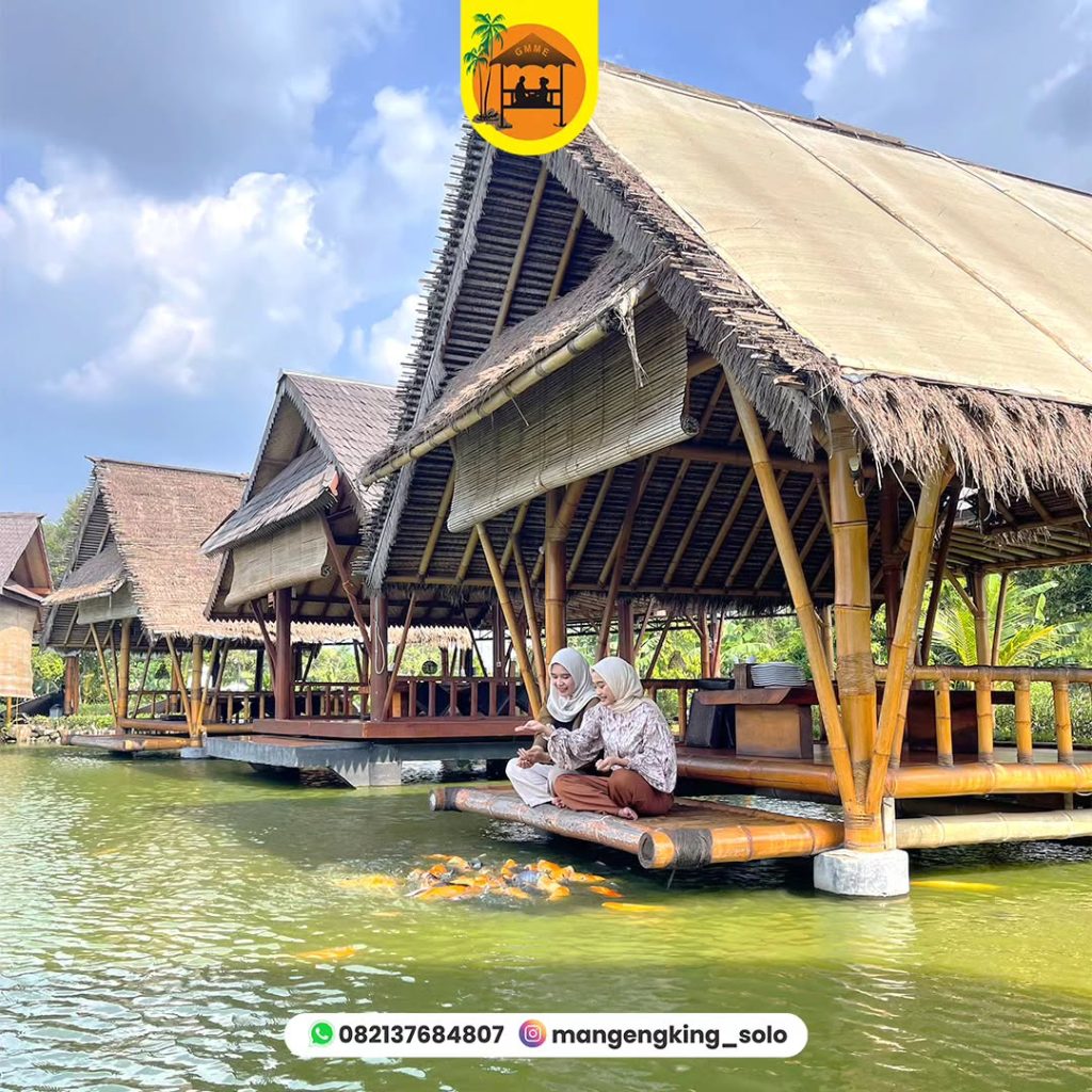 Petualangan Rasa di Tengah Hamparan Hijau: Rekomendasi Tempat Makan Keluarga dengan View Sawah yang Memesona