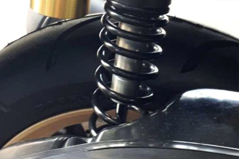 Tips Merawat Sokbreker Motor Agar Tetap Empuk: Panduan Lengkap untuk Kenyamanan dan Keamanan Berkendara