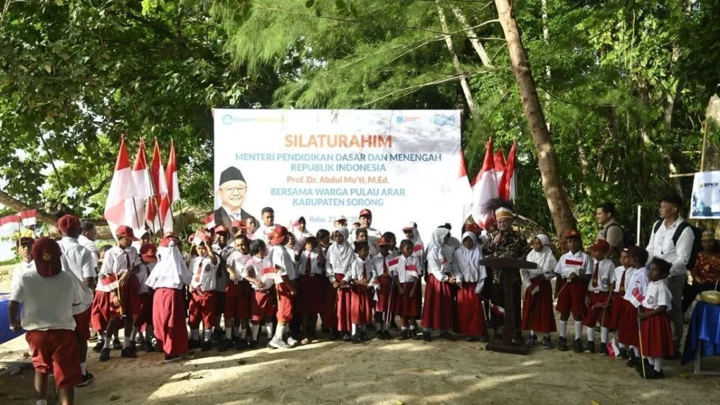 Merajut Asa Pendidikan Di Pelosok Timur Mendikdasmen Perkuat Akses Dan Kualitas Di Papua Barat Daya