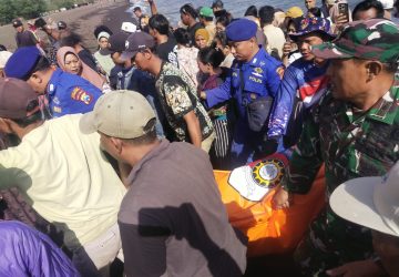 Nelayan Situbondo Hilang Saat Melaut Ditemukan Meninggal di Pantai Asta
