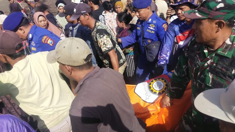 Nelayan Situbondo Hilang Saat Melaut Ditemukan Meninggal di Pantai Asta