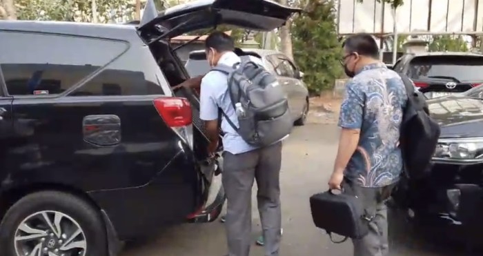 Tim KPK Geledah Beberapa Dinas di Pemkab Muara Enim