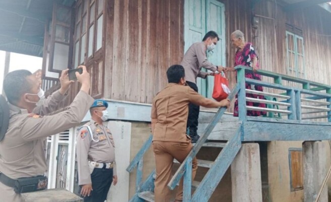 Polres Muara Enim Perkuat Pencegahan Karhutla dari Rumah ke Rumah